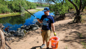 _0004s_0003_Earth Day Cleanup 19- Coon Bluff